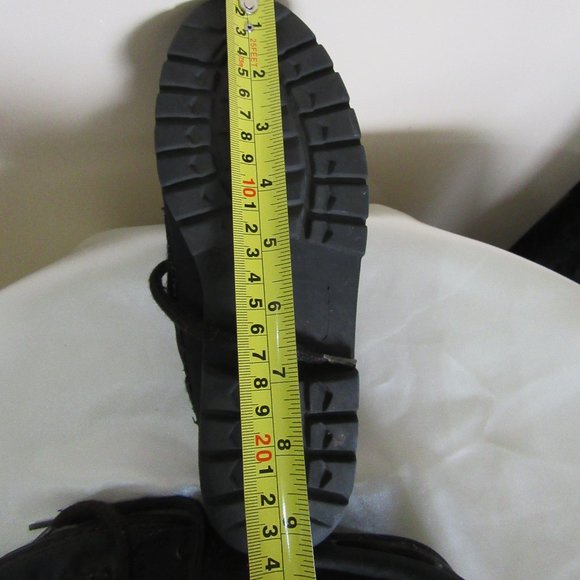 Boys lace up black shoes size 4 Vibrations - Picture 14 of 14